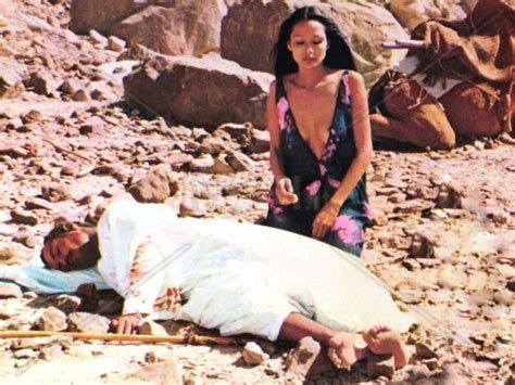 Filmografia di laura gemser,tutti i film e serie tv che ha recitato li puoi guardatere gratuitamente senza limiti, in alta definizione su cinemalibero. Vicieuse et manuelle (Velluto nero)