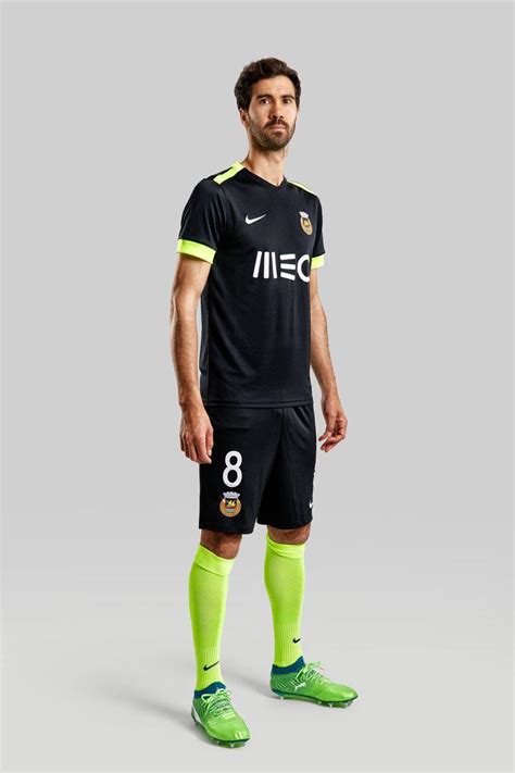 Calendrier des matchs en direct de rio ave. Nike Rio Ave 18-19 Away & Third Kits Revealed - Footy ...