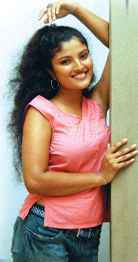 Paboda sandeepani beautiful sri lankan actress and model girls. Paboda Sandeepani Fb / Janani Premadasa Life Story By ...