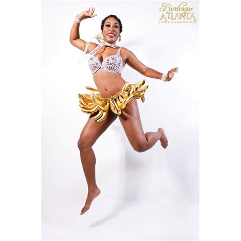 Having experienced almost unconditional acceptance and unending applause in paris, josephine baker embarked on an artistic journey of fantasy and creativity on the theme of yellow, which led to multiple rebirths of the banana skirt. DESTA DEL CARMEN as JOSEPHINE BAKER Banana skirt designed ...