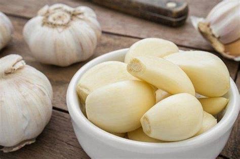 Lihat apa yang terjadi setelah 7 hari. Perokok Wajib Tahu! Makan Bawang Putih 2 Kali Seminggu ...