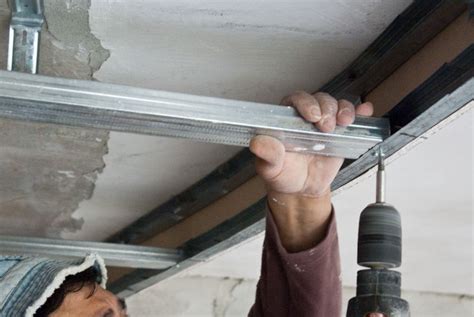 Steel studs are beneficial for building ceilings because they are straight, light and can be purchased in longer lengths than wood studs. How to build a drywall ceiling arch | HowToSpecialist ...