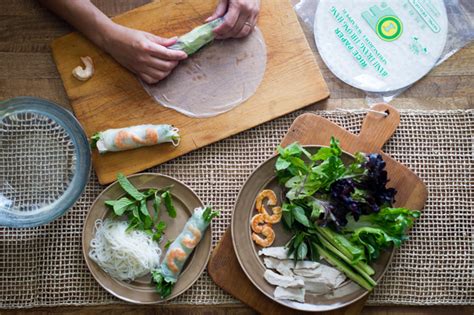 Vietnamese spring rolls are called cha gio. Vietnamese Fresh Spring Rolls Recipe | Summer Rolls EASY ...