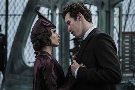 Os crimes de grindelwald é a segunda parte da série de filmes baseados em animais fantásticos e onde habitam, um dos livros que acompanham a série harry potter, de j. Assistir Animais Fantásticos: Os Crimes de Grindelwald HD online - CanaisMAX!