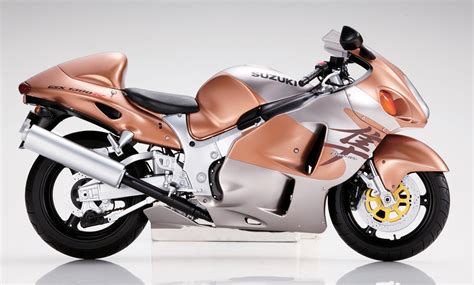 I've read anecdotal stories about how some people think not having abs is what saved their life. Suzuki Hayabusa: Rise of the World's Fastest Production ...