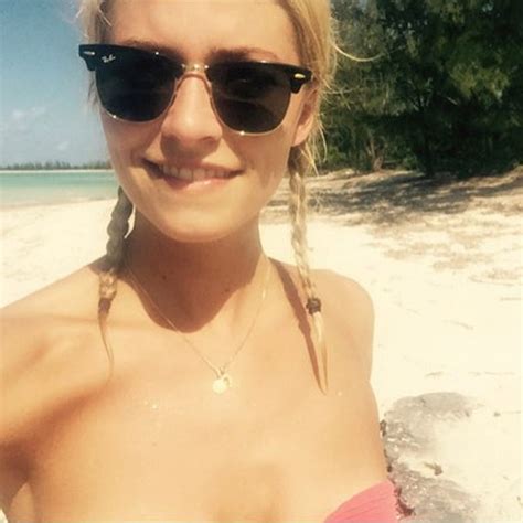 Viimeisimmät twiitit käyttäjältä lena gercke (@lenagerckeeu). Lena Gercke schickt heißes Urlaubsselfie | Star-Bilder ...