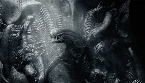 Sorry, the video player failed to load. The Best Movie Poster you'll see all year - Alien Covenant