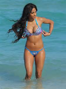 Hot posh lady seduces driver. Melissa Ceja Bikini Photos: 2014 in Miami -13 | GotCeleb