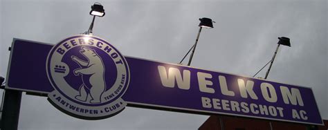 The club was called until 2011 germinal beerschot. A BOLA E O TEMPO ( BARÃO JUNIOR ): Germinal Beerschot AC ...