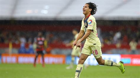 Diego lainez | early career & life. Liga MX Clausura 2021: Diego Lainez sigue subiendo su ...