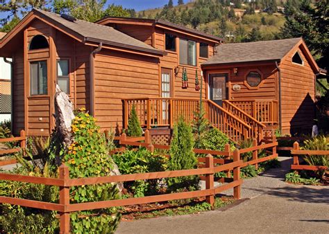 Book the perfect trip with apartments, cabins, and house rentals from au$673 a week. White Rock & Chetco River Resort: November 2010