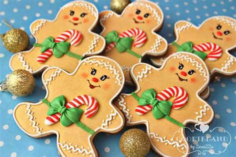 These are not for hanging but for dipping in. Gingermen | Christmas cookies decorated, Christmas cookies ...