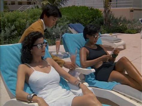 Crockett (don johnson) embarks on a torrid affair with a siren (guest star arielle dombasle) who has deadly plans for him. Image result for Saundra Santiago | Miami vice fashion ...