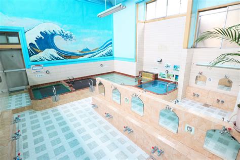 The first step is cleaning your body and this is done outside of the bathtub. Bath House in Japan 6000 x 4000 | Bath house, Japanese ...