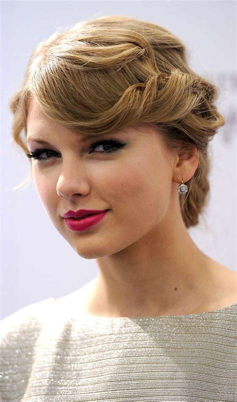 How to curl your hair like taylor swift and create a messy side bun updo. 10 Stunning Taylor Swift Updo Hairstyles