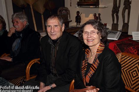 Siegfried wolffram 3 und pd dr. Die Eröffnung der Liberia-Ausstellung im Museum der Völker ...