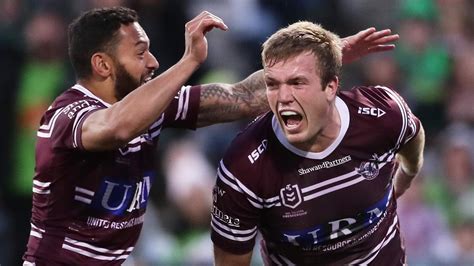 Cade cust/kieran foran (c)/dylan walker 08. NRL 2019: Joey Leilua brain snap, Canberra Raiders Vs ...