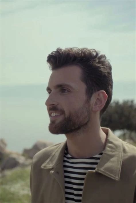 Connue pour ses rôles déjantés et toujours pleins d'humour, laurence arné compte parmi ses actrices françaises que l'on adore voir sur grands et petits écrans. Duncan Laurence - Postcard video ESC 2019 in 2020 (met ...