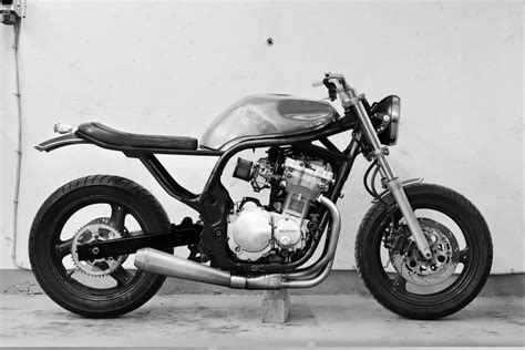Suzuki bandit cafe racer by daniel haendler. Vehicles For > Suzuki Bandit 250 Cafe Racer | Suzuki ...