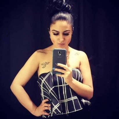 She saw people writing phrases and poems in the memoir of old friend and witnessed her parents crying silently remembering the touch of their. Hot and Sexy Priya Malik Photo Story- Know your Big Boss 9 ...