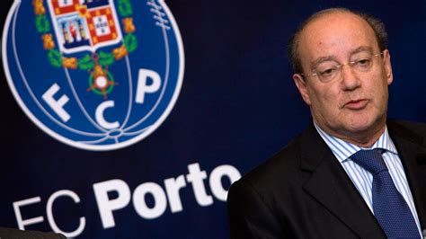 Entrevista de pinto da costa ao porto canal após a reeleição. Pinto da Costa concede entrevista