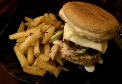 Karena aromanya ini membuat daging kambing tidak disukai banyak orang. KK Burger Bakar @ Plaza Kepayan Ridge » Dulu Lain Sekarang ...