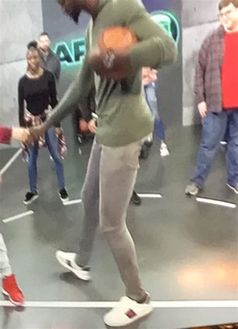 Skinny sizequeen teen getting covered in cum. Anything is Possible: Kevin Garnett Shows Off his Camel ...