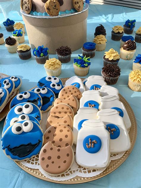 Check spelling or type a new query. Cookie Monster baby shower cookies in 2020 | Monster baby ...