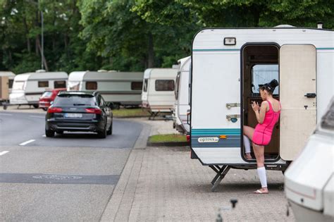 Spare dir wertvolle zeit mit den. Auf dem Strich in Koblenz: 30 Euro für 10 Minuten Mensch ...