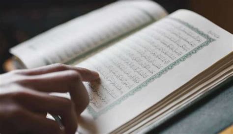 Berikut ini adalah daftar surah juz ke 30 yang semuanya berjumlah 37 surah : Surat Juz Amma untuk Awal Menghafal Alquran - kumparan.com