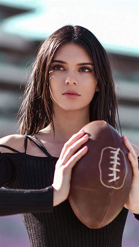 Please contact us if you want to publish a kendall jenner wallpaper on our site. Kendal Jenner 2019 Free 4K Ultra HD Mobile Wallpaper