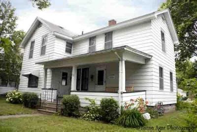 Check spelling or type a new query. Craigslist - Apartments for Rent Classifieds in Eau Claire ...