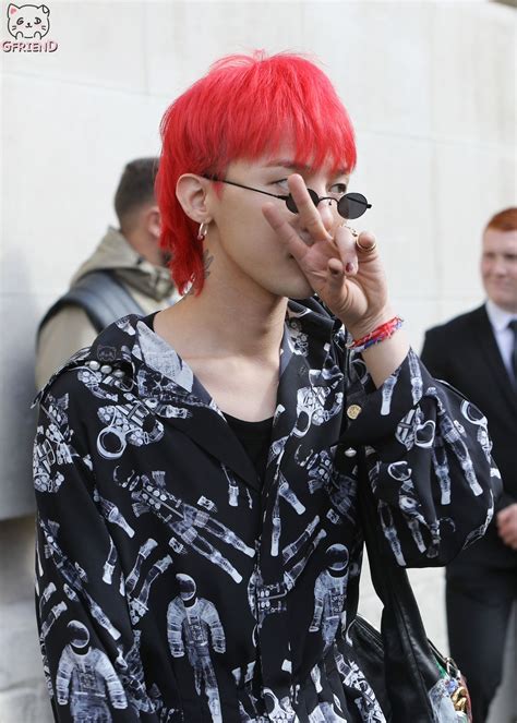 How i longed mightily for your hairdresser's digits and a home visit. G-DRAGON HQ (With images) | G dragon hairstyle, G dragon ...