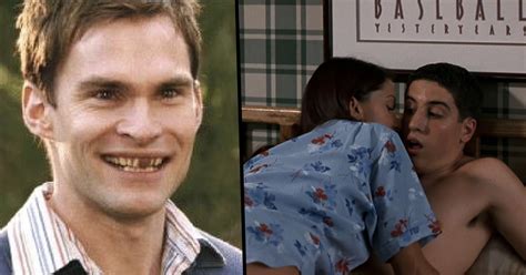 Перевод песни american pie — рейтинг: People Are Re-Watching American Pie And Getting Annoyed ...