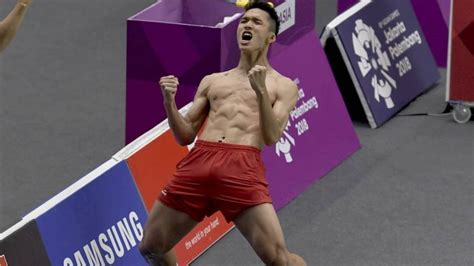 Pebulutangkis tunggal putra shesar hiren rhustavito mengirim pesan kepada dua rekannya, anthony sinisuka ginting dan jonatan christie, yang akan berlaga di olimpiade tokyo 2020 pada 23 juli hingga 8 agustus mendatang. Tak Disangka, Atlet Bulutangkis Jonatan Christie yang Hobi ...