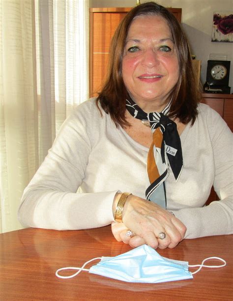 Image christiane-maugain-8 : Perrigny. Un conseil municipal qui ne sige pas en mairie