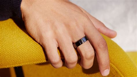 There are a handful of wearable blood pressure devices, but none of the major manufacturers like garmin, fitbit, samsung, polar, or apple. Fitness Best Tracker Ring