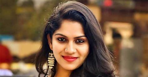 1 find out swasika vijay hd photos, swasika vijay biography, family, education qualifications, affairs/dating/marriage, and sruthy suresh instagram, facebook, twitter, youtube. Swasika Wiki, Biography, Dob, Age, Height, Weight, Affairs ...