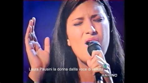 Laura pausini — innamorata 03:20. Laura Pausini canta Un'emergenza d'amore e La mia risposta 2000 - YouTube