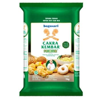 Tepung ini juga akan membuat aneka roti anda mampu mengembang lebih sempurna serta mie buatan sendiri menjadi kenyal dan nikmat. TEPUNG TERIGU CAKRA KEMBAR - KLIKTOBUY