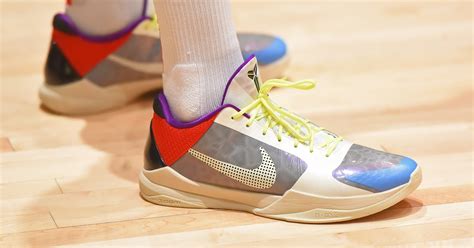 Even michael jordan couldn't believe p.j. 新聞分享 / 日期同步公開 P.J. Tucker 宣布他近期穿的 Nike Kobe V Protro 有發售計畫 ...