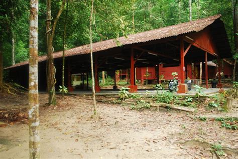 * * bermula cerita kisah sang puteri. nordee: Taman Hutan Lagenda , Gunung Ledang