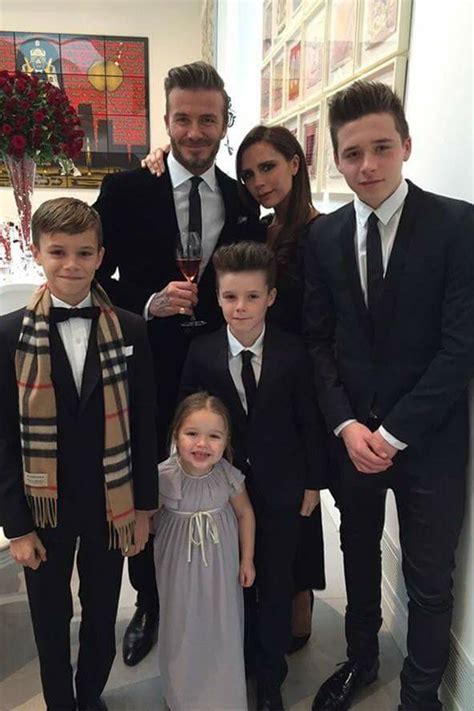 From sharing selfies on holidays at their cotswolds home and gym. Beckham Family na my idols - Zszywka.pl