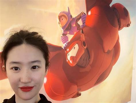 Maybe you would like to learn more about one of these? 6 Fakta Liu Yifei, Pemeran Utama Film Mulan yang pernah ...