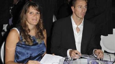 Maybe you would like to learn more about one of these? PHOTOS - Laure Manaudou enceinte : regardez ses jolies ...
