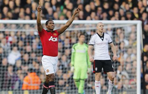 United regain top spot in premier league. Fulham 1-3 Man Utd 02/11/13 Antonio Valencia | Football ...