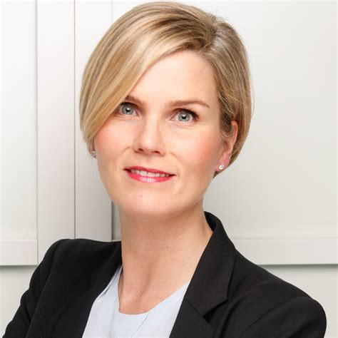 The degussa bank has more than 250 branches in germany, mainly in industrial, business and technology parks as well as at corporate locations. Silke-Christina Kummer - Abteilungsleiterin Kartengeschäft ...