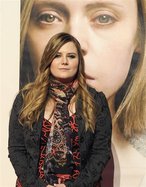 Weil sie noch so jung ist, darf sie nur einen teil der leidensgeschichte ihrer rolle erfahren. Natascha Kampusch : son calvaire raconté dans un film - Elle