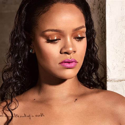 A true pop icon, robyn rihanna fenty is a singer, actress, and businesswoman from saint michael, barbados. Rihanna The Fappening Sexy Hot New Pics | #The Fappening