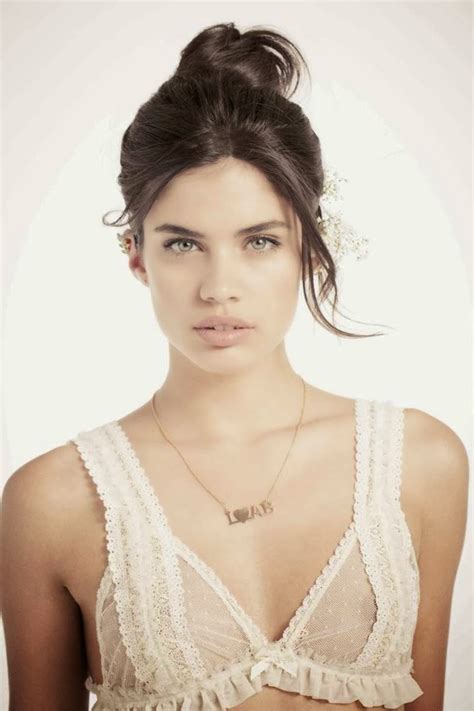 She is best known for being a victoria's secret angel, giorgio armani beauty ambassador and working for calzedonia. Sara Sampaio bikini model - bikini models, swimsuit models ...